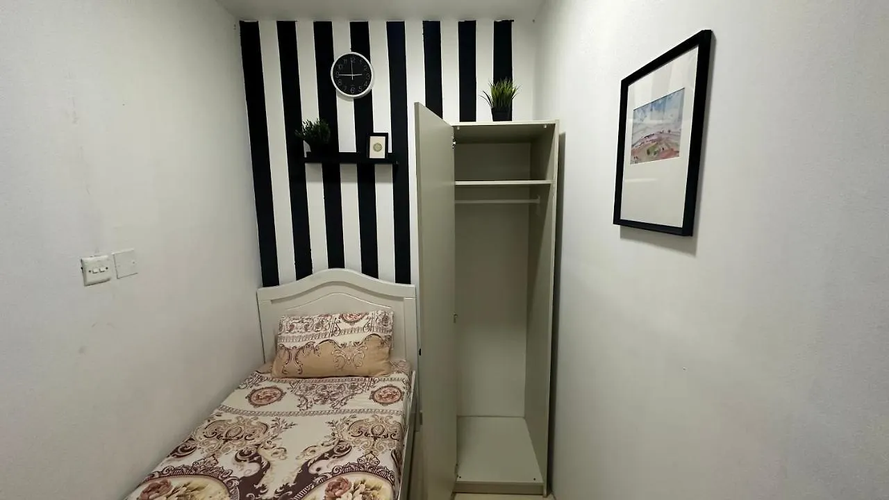 Homestay Solo Partition Room In Al Barsha 1 Near Mashreq Metro Dubai United Arab Emirates